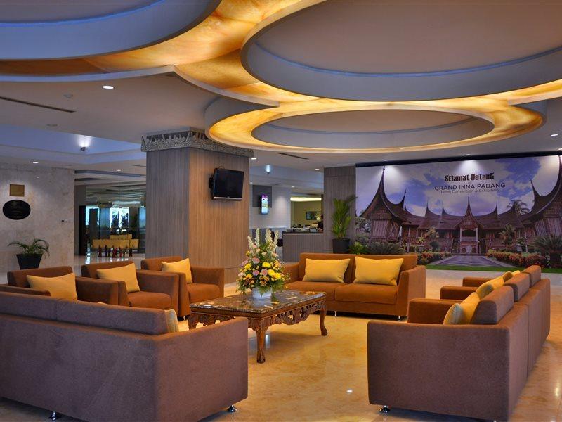Truntum Padang Hotel Luaran gambar