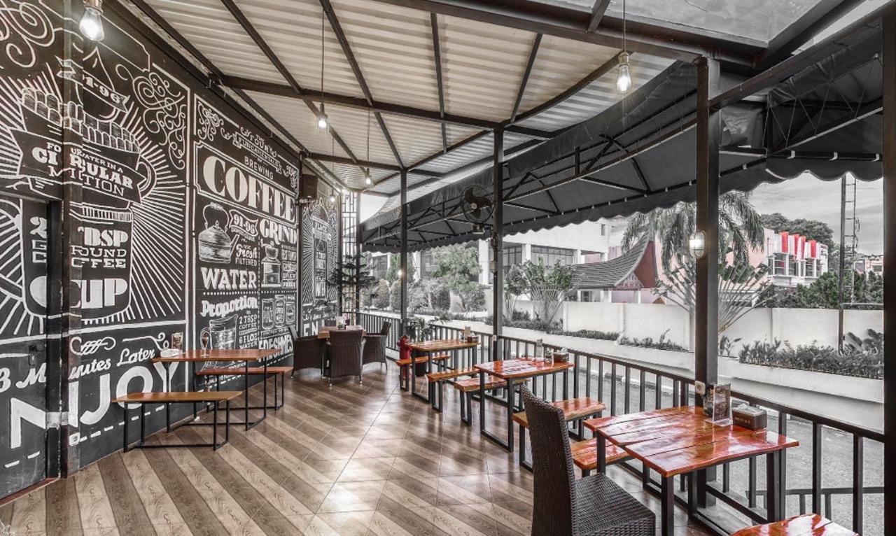 Truntum Padang Hotel Luaran gambar