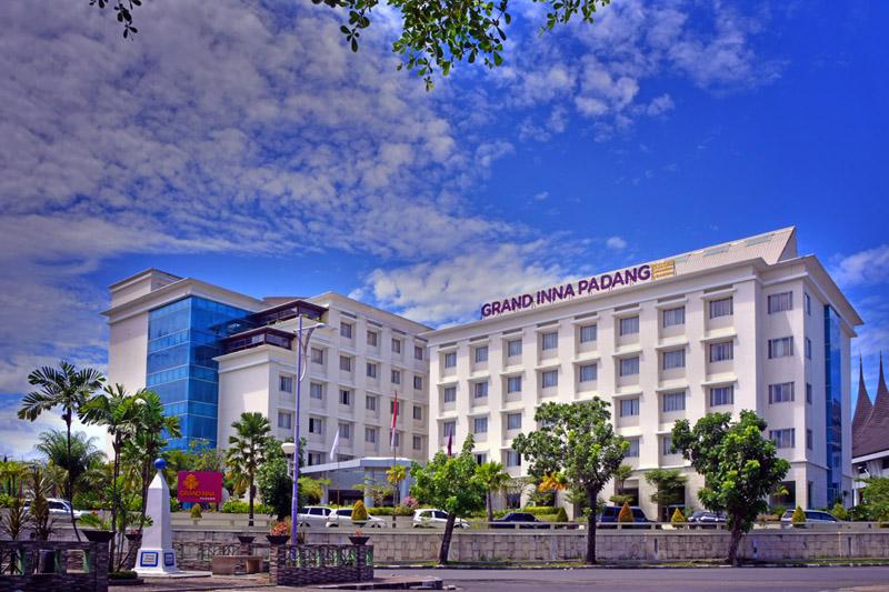 Truntum Padang Hotel Luaran gambar