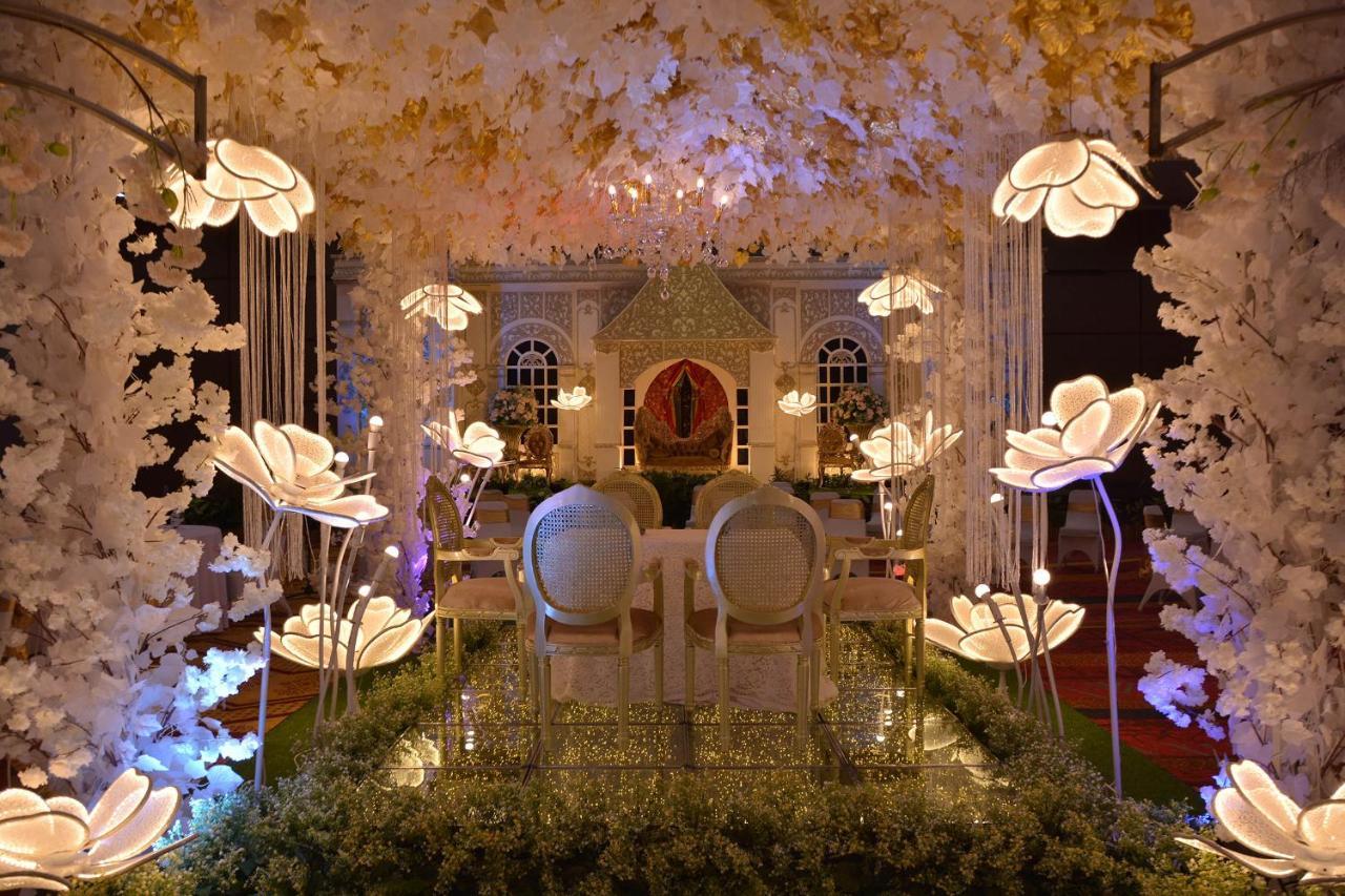 Truntum Padang Hotel Luaran gambar