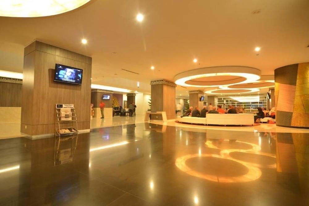 Truntum Padang Hotel Luaran gambar